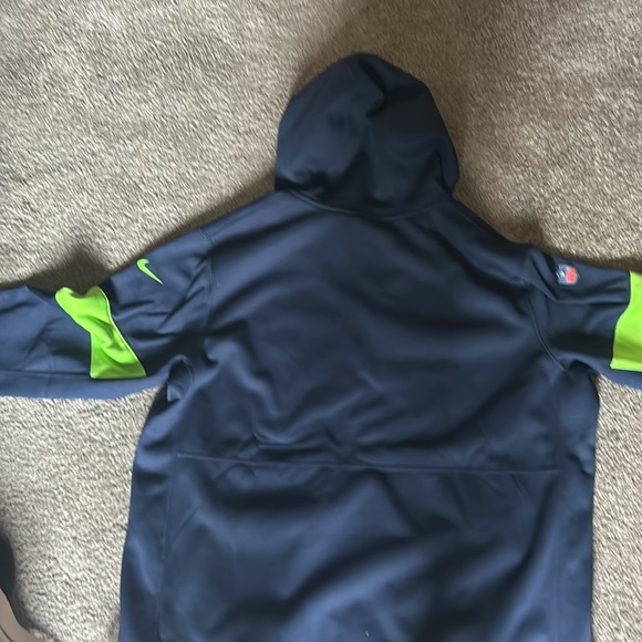 Nike Seahawks Full Zip hooded sweatshirt. - Picture 4 of 4